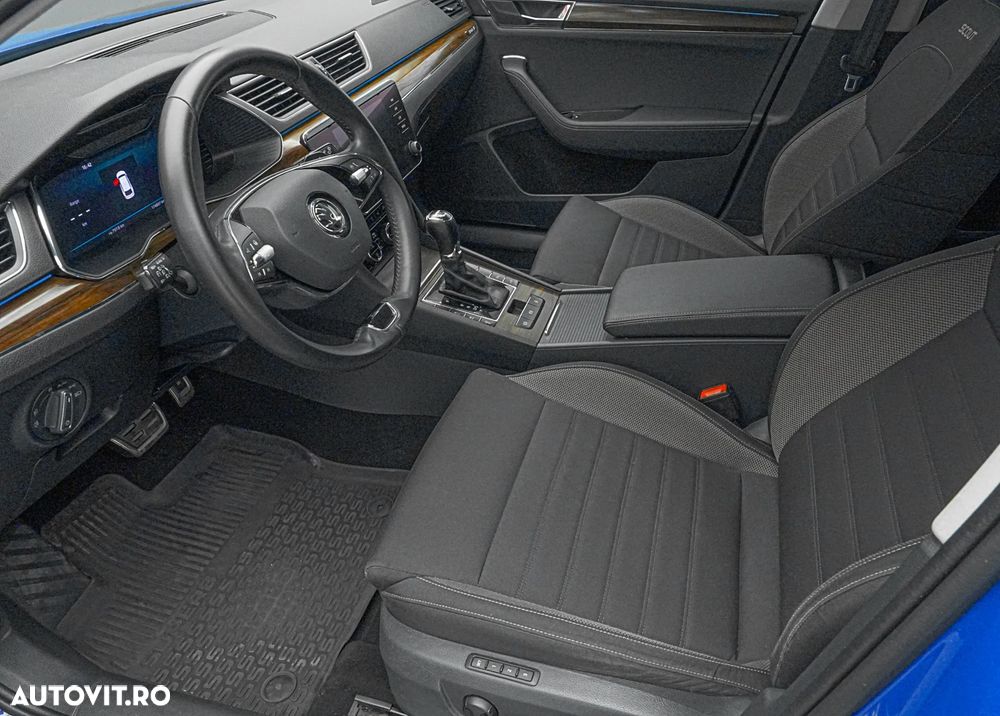 Skoda Superb 2.0 TDI 4X4 DSG Scout - 12