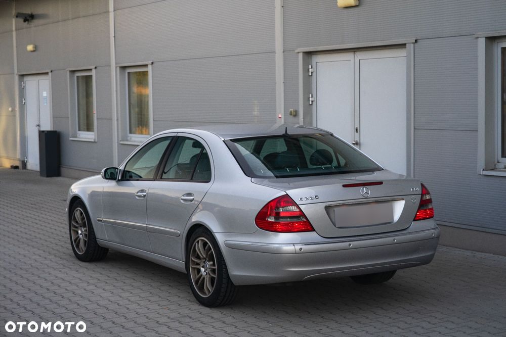 Mercedes-Benz Klasa E 220 CDI Automatik Elegance - 4