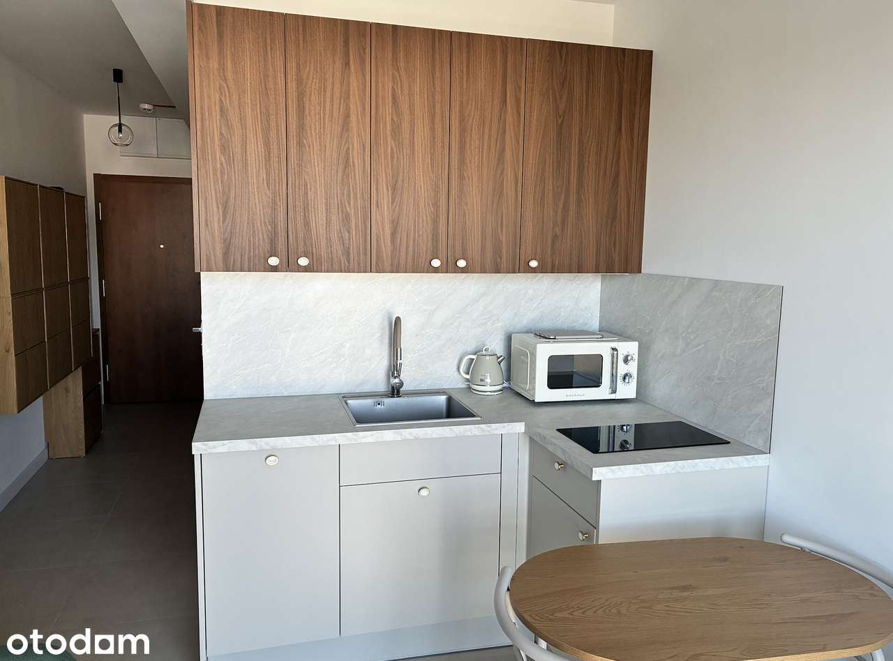 PIERWSZY NAJEM | 20 m² + 15 m² LOGGIA | 8. PIĘTRO | PIĘKNY WIDOK