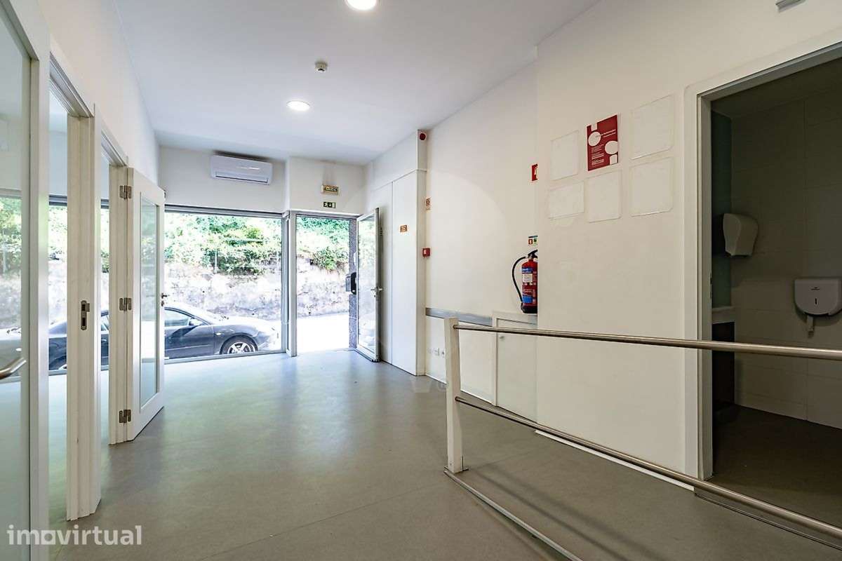 Espaço Comercial no R/C com Luz Natural–Rua da Figueira da Foz-Coimbra - Grande imagem: 3/6