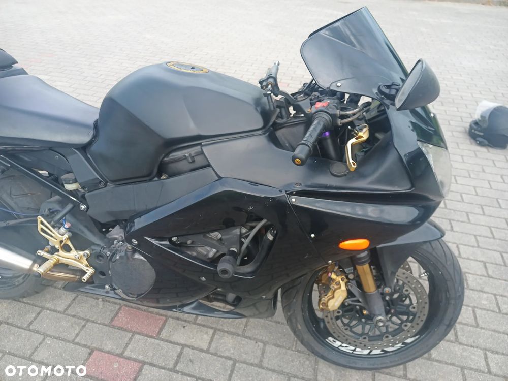 Honda CBR - 3