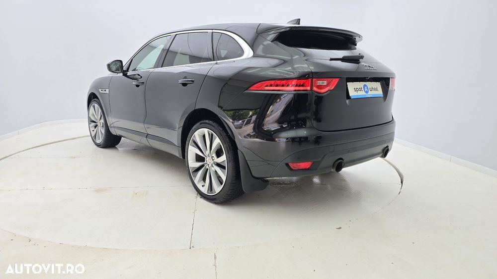 Jaguar F-Pace 30d AWD R-Sport - 8