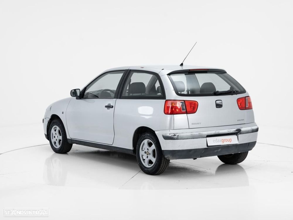 SEAT Ibiza - 4