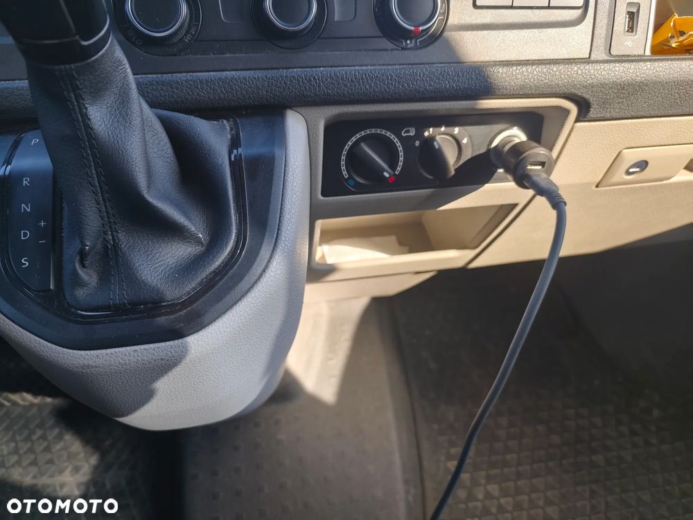 Volkswagen Transporter L1H1 DSG - 23