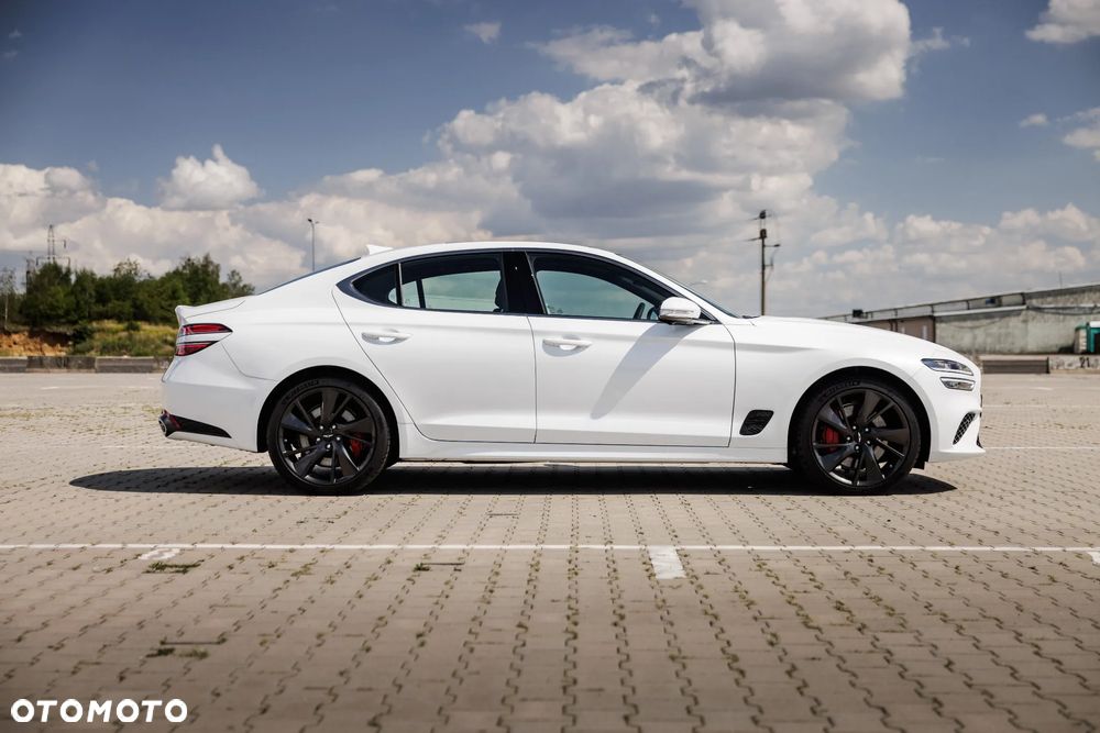 Genesis G70 2.0T Plus AWD 8AT Sport - 5