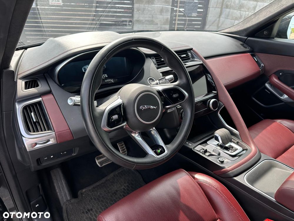 Jaguar E-Pace 1.5 P300e PHEV AWD R-Dynamic Black - 11