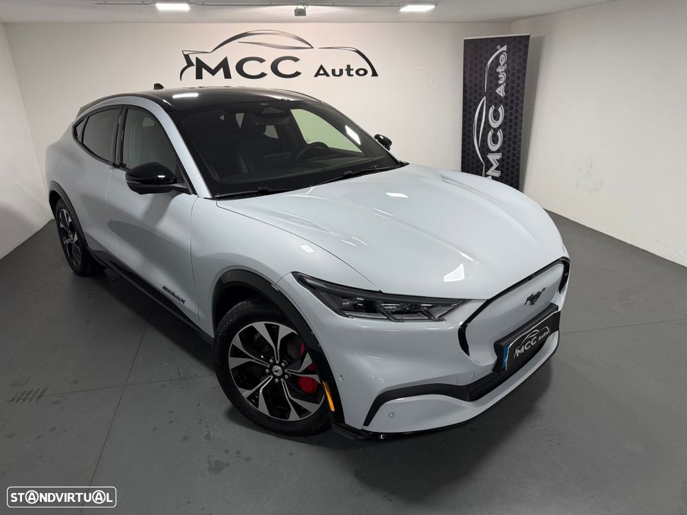 Ford Mustang Mach-E Alargada AWD - 4
