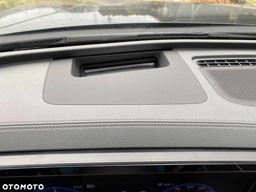 Volkswagen Passat 2.0 TDI EVO Elegance DSG - 20