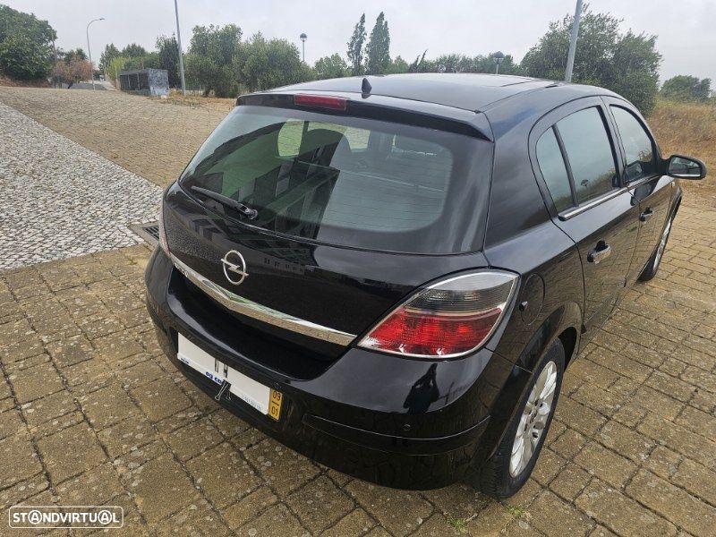 Opel Astra 1.6 Auto Edition - 27