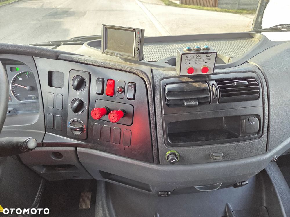Mercedes-Benz ATEGO 1624 // PALFINGER PK12001 PILOT RADIOWY // 3 WYSUWY // HDS ŻURAW DŹWIG // 131.000km EURO 5 // MOŻLIWA ZMIANA ZABUDOWY - PRZEBUDOWA - 33