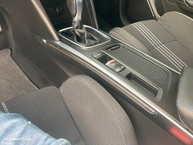 Renault Mégane Sport Tourer 1.5 Blue dCi GT Line EDC - 33