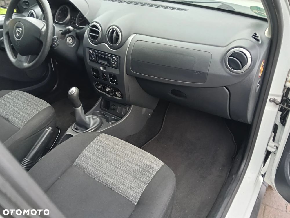 Dacia Duster 1.6 16V 4x2 Ice - 7