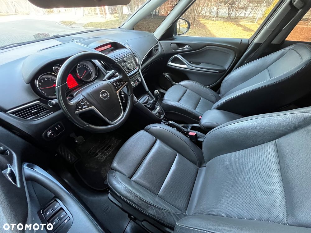 Opel Zafira Tourer 1.4 Turbo Style - 5