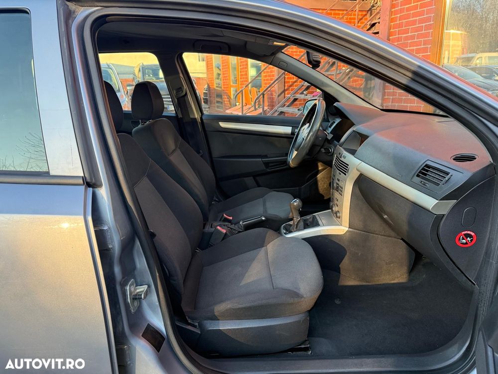 Opel Astra 1.7 CDTI Caravan - 14