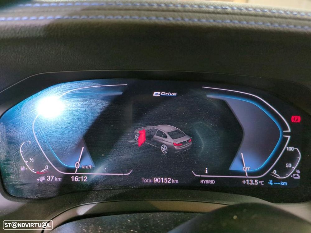 BMW 330 e Auto - 6