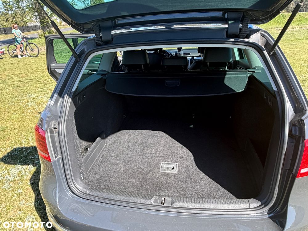 Volkswagen Passat 2.0 TDI Highline - 4