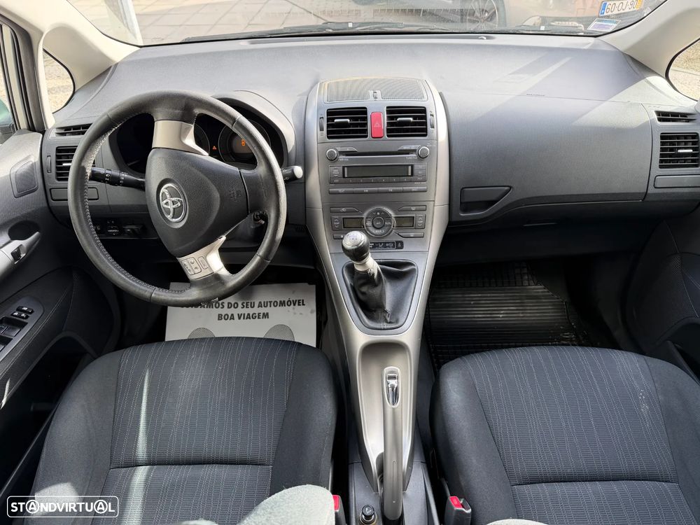 Toyota Auris 1.4 D-4D AC DPF - 8