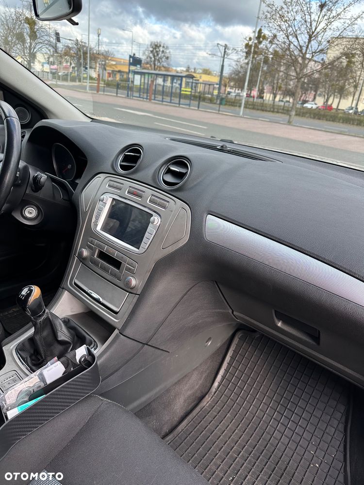 Ford Mondeo 2.0 Titanium - 16