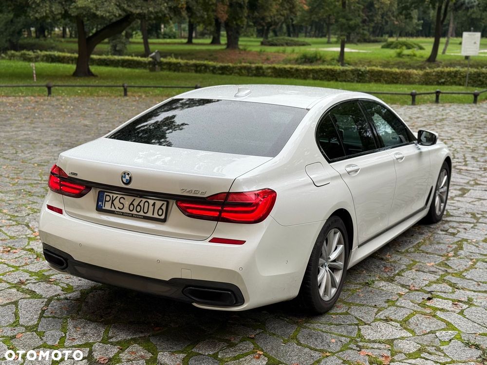 BMW Seria 7 740d xDrive - 5