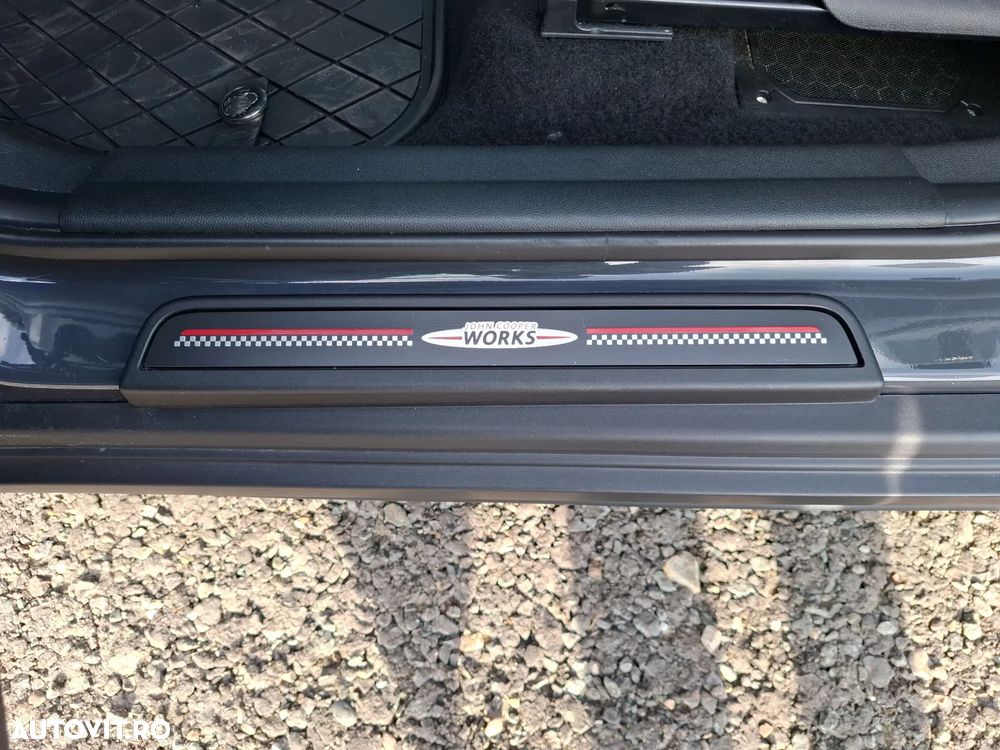 Mini Countryman Cooper S E ALL4 AT - 23