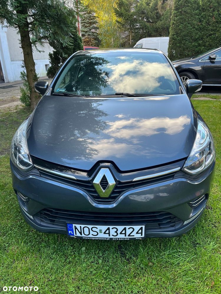 Renault Clio - 8