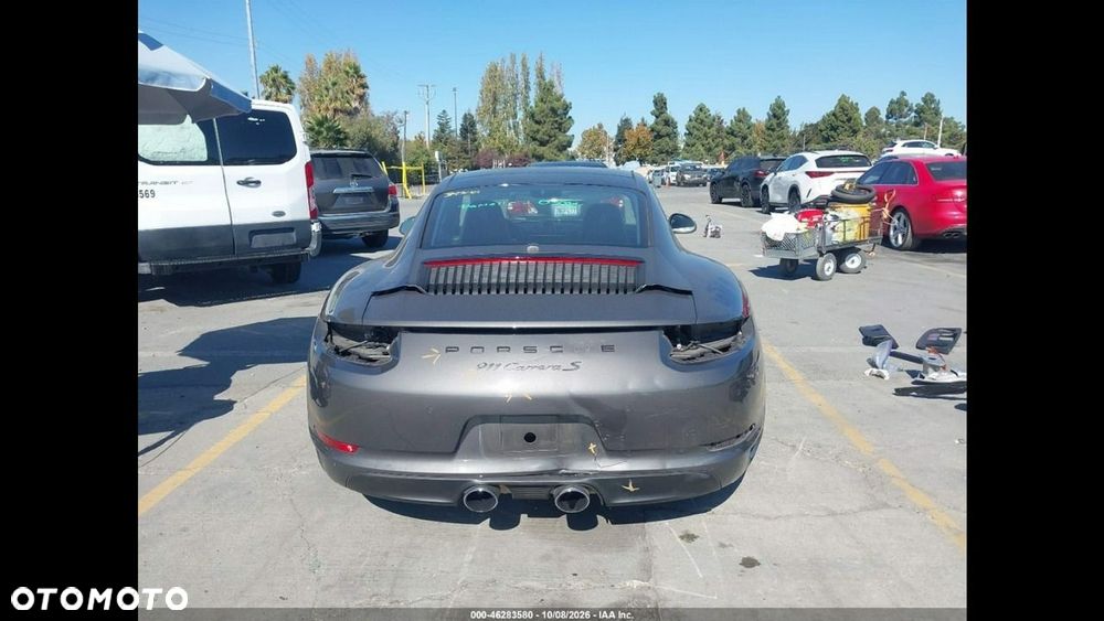 Porsche 911 Carrera S PDK - 8