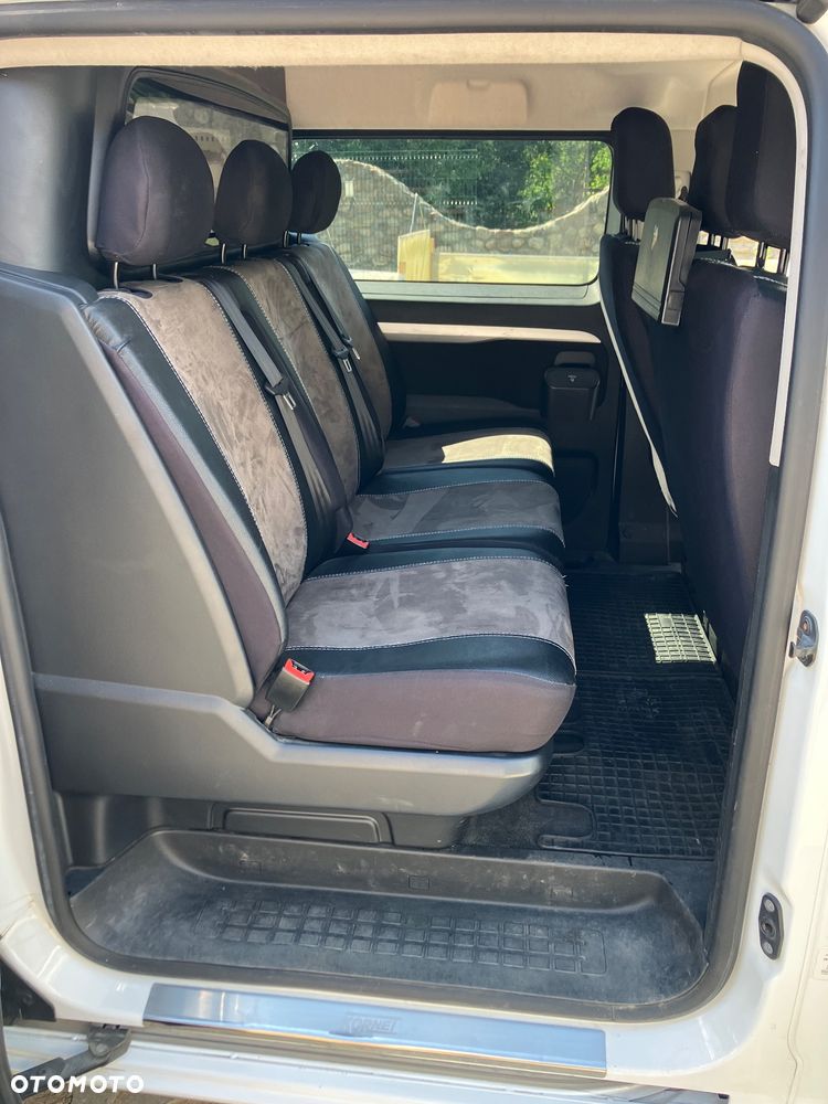 Opel Vivaro C - 9