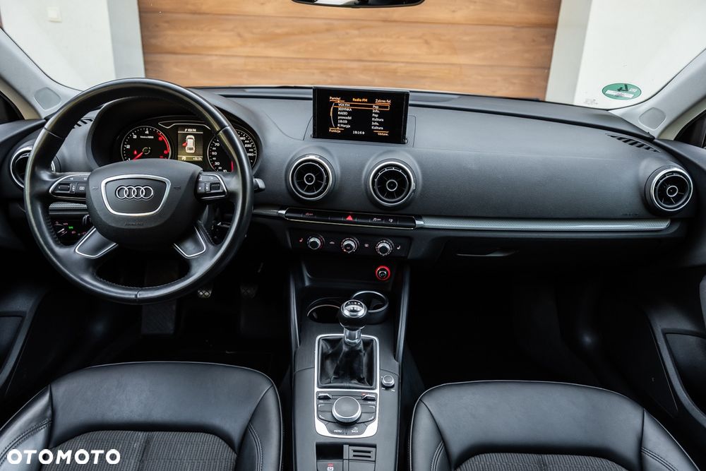Audi A3 Sportback 2.0 TDI (clean diesel) S line Sportpaket - 11