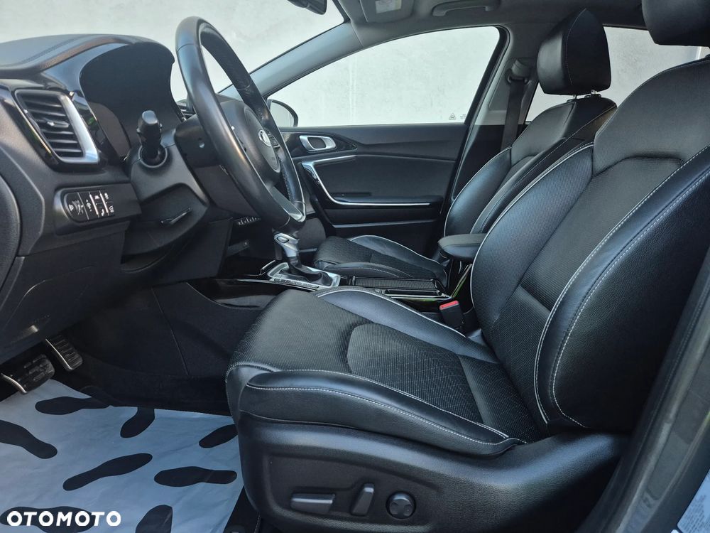 Kia XCeed 1.4 T-GDI OPF DCT7 PLATINUM EDITION - 9