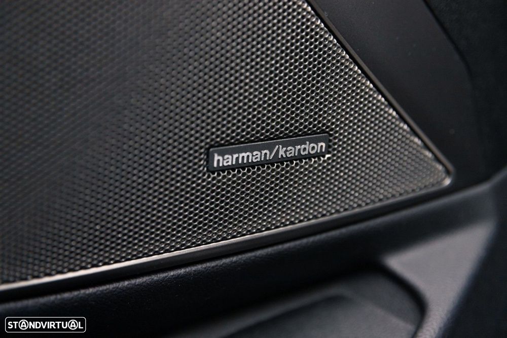 BMW 330 e iPerformance Pack M - 51