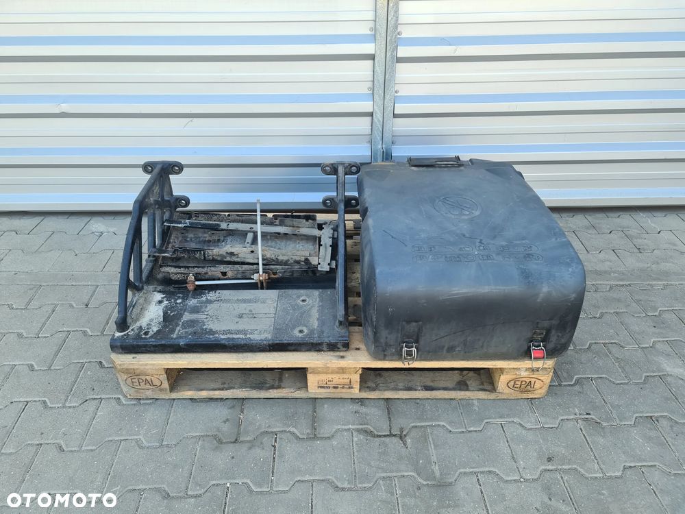 Skrzynka na akumulatory DAF CF EURO 6 - 1