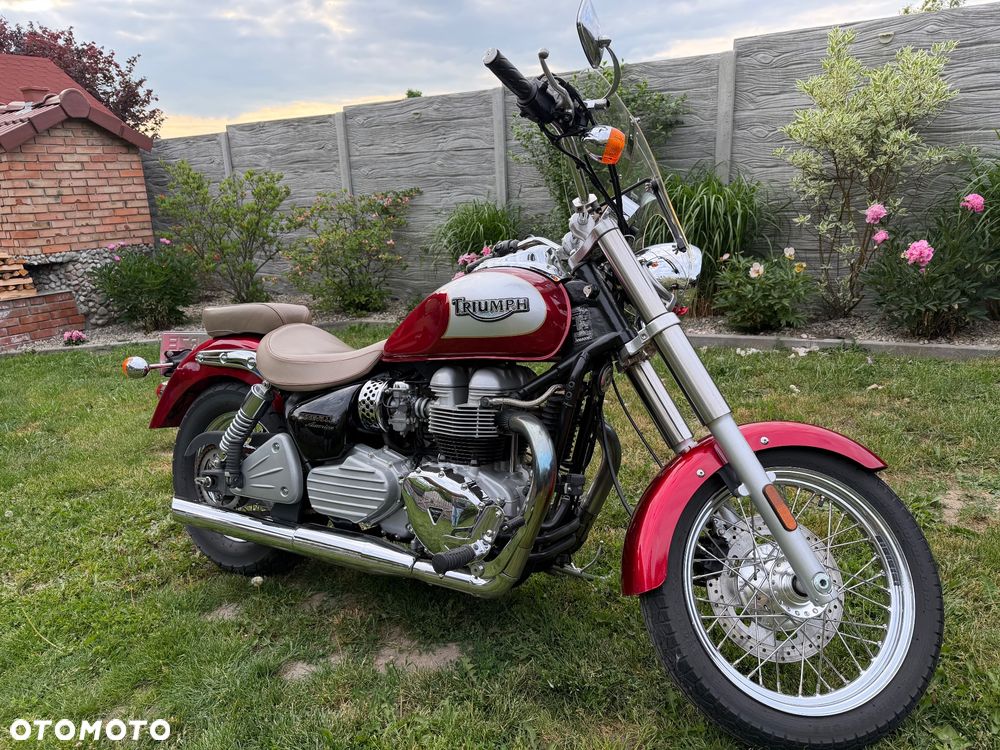 Triumph America - 1