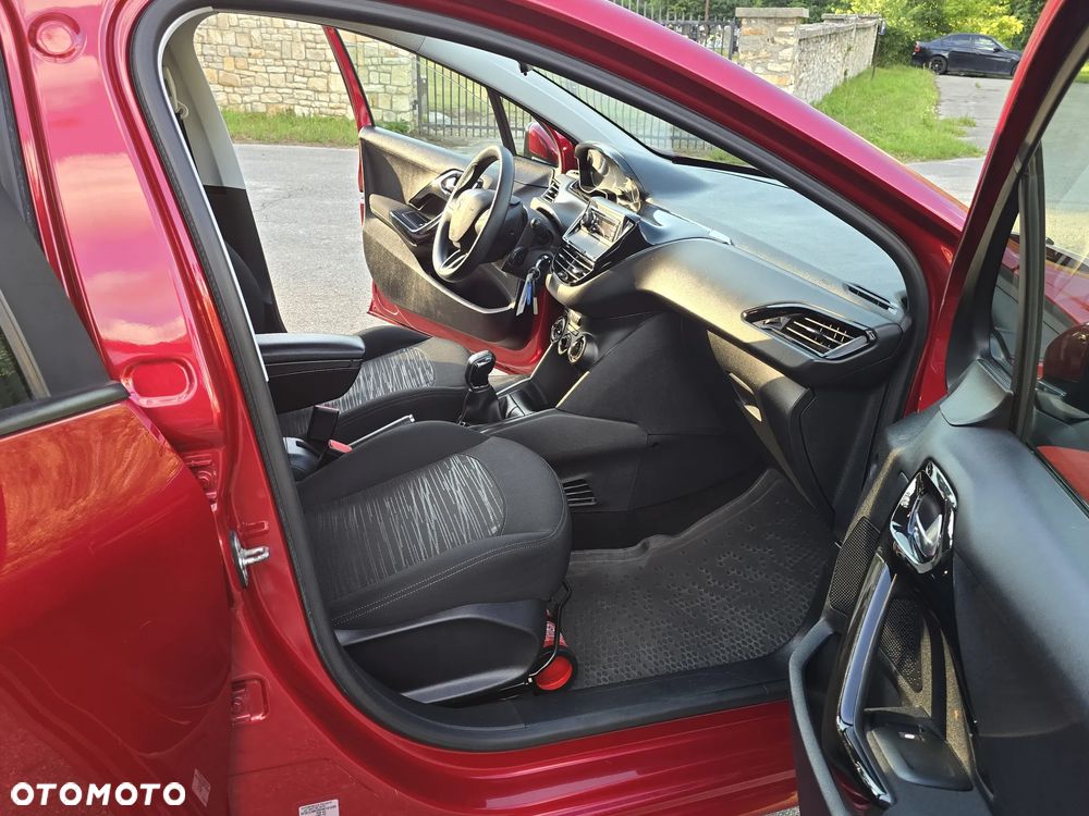 Peugeot 208 1.2 PureTech Active - 8