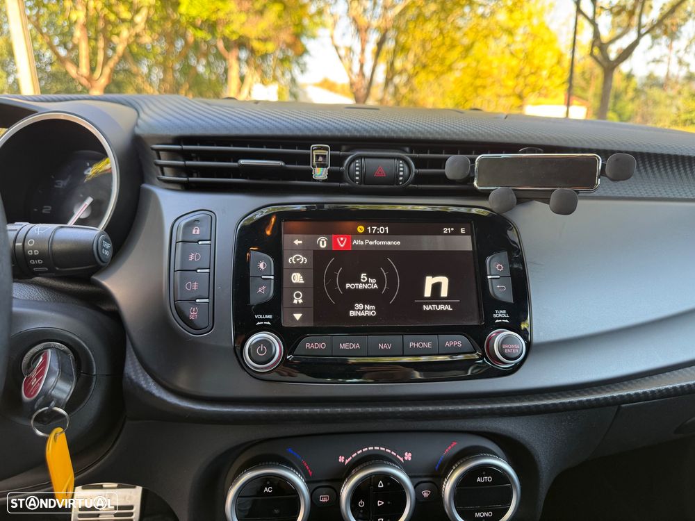 Alfa Romeo Giulietta 1.6 JTDM 16V TCT Lusso Ti - 28