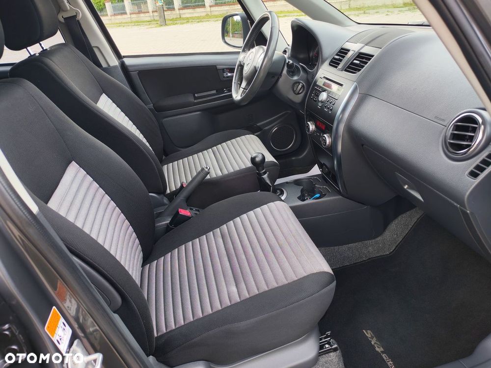 Suzuki SX4 - 17