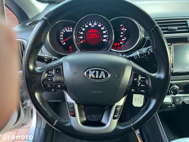Kia Rio 1.2 Attract - 17