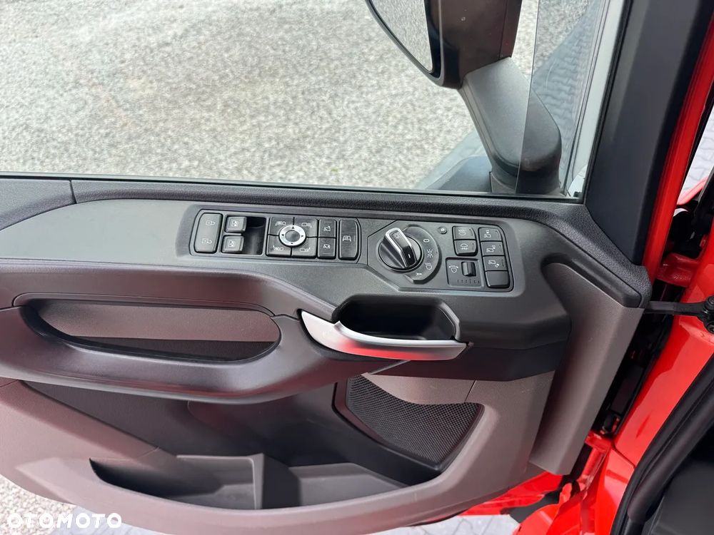 Scania R 450 / ACC / DWA DUŻE ZBIORNIKI ON / DWA ŁÓŻKA / RETARDER / DUŻA NAVI / VIRTUAL KOKPIT - 33