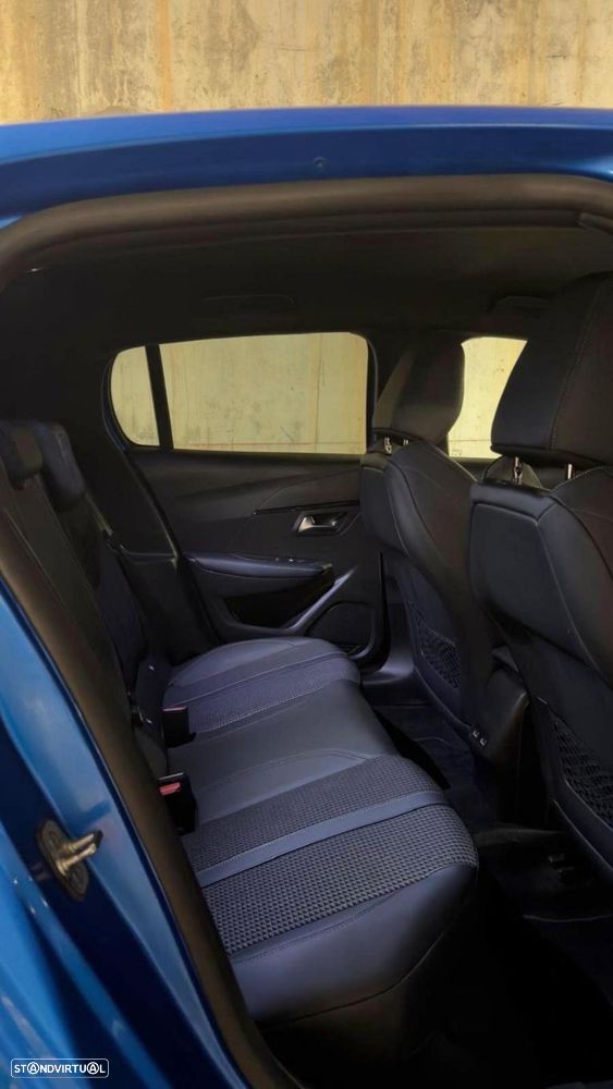 Peugeot 208 1.2 PureTech GT EAT8 - 18