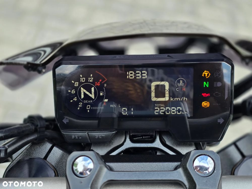 Honda CB - 16