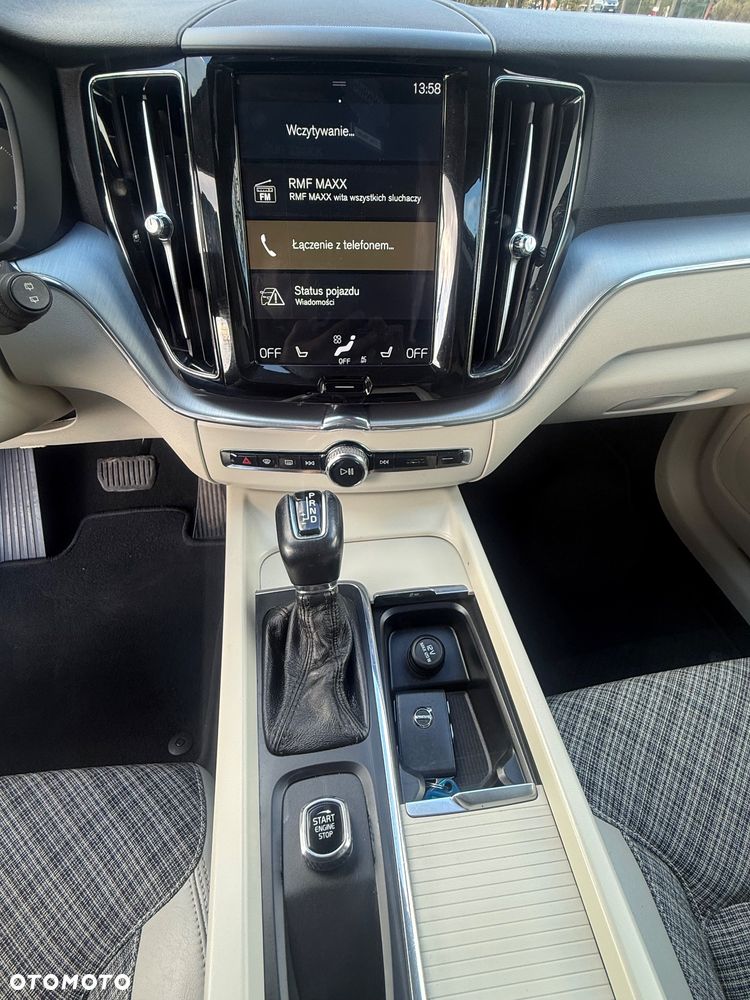 Volvo XC 60 - 23