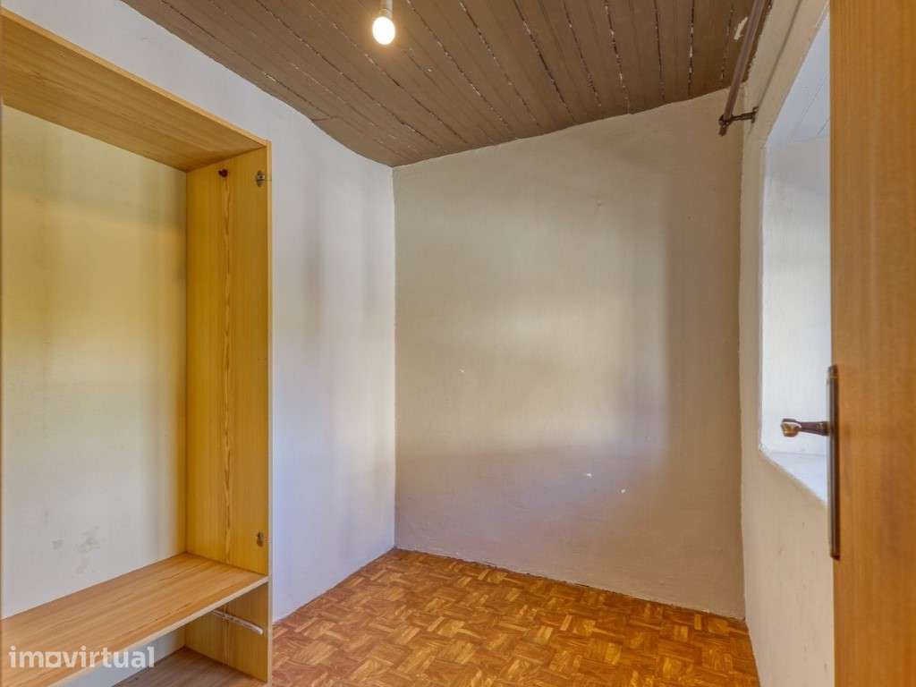 Moradia T3 com Terreno, Anexos e Espaços Tradicionais | Carregueira... - Grande imagem: 4/37