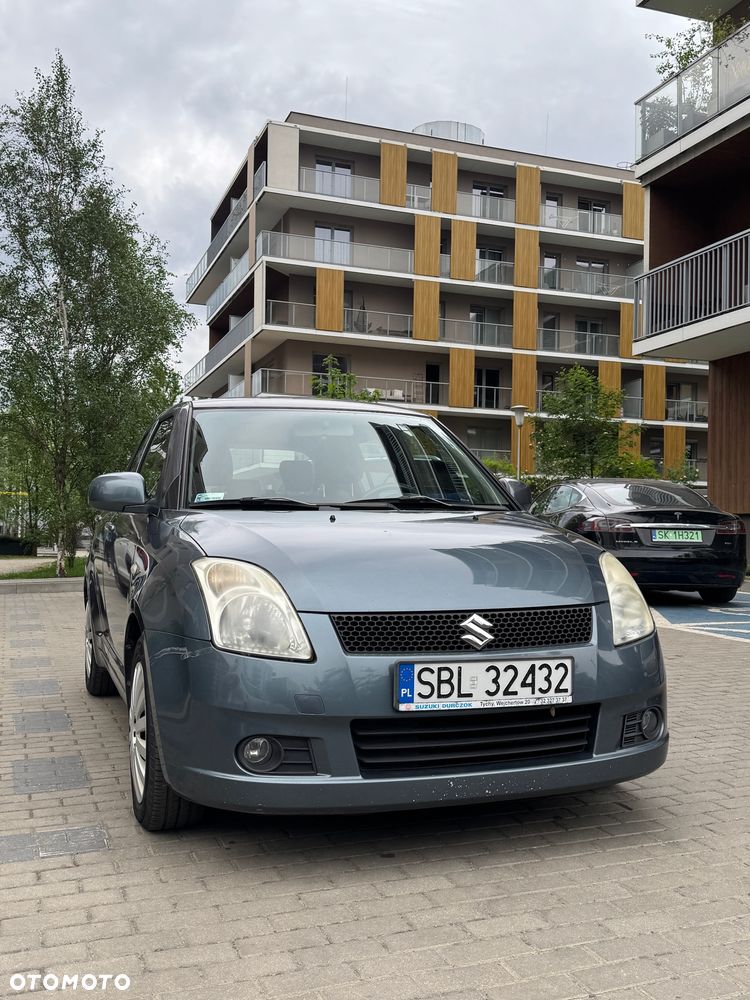 Suzuki Swift 1.3 GS / Premium - 1