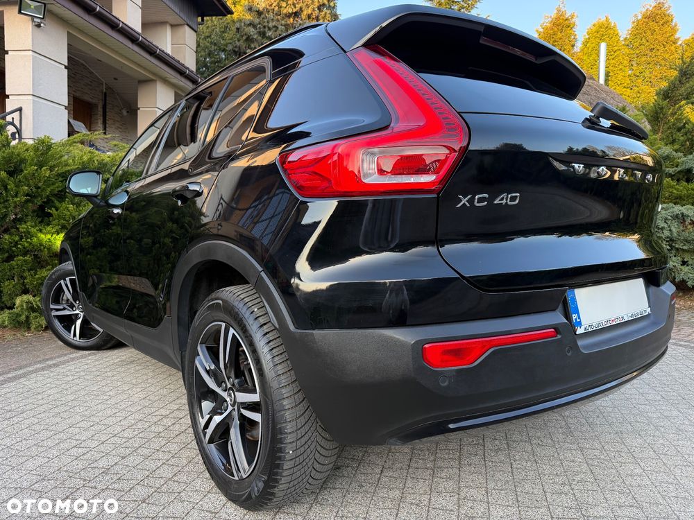 Volvo XC 40 B4 B DKG Plus Black Edition - 18