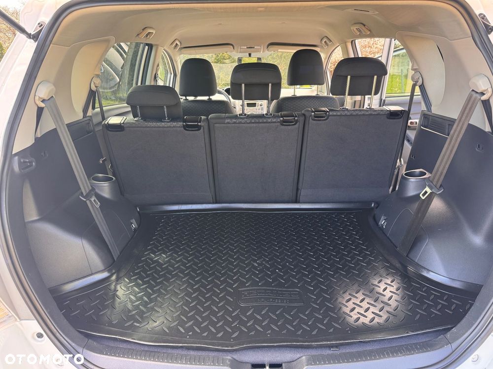 Toyota Verso 1.6 7-Sitzer Life - 28