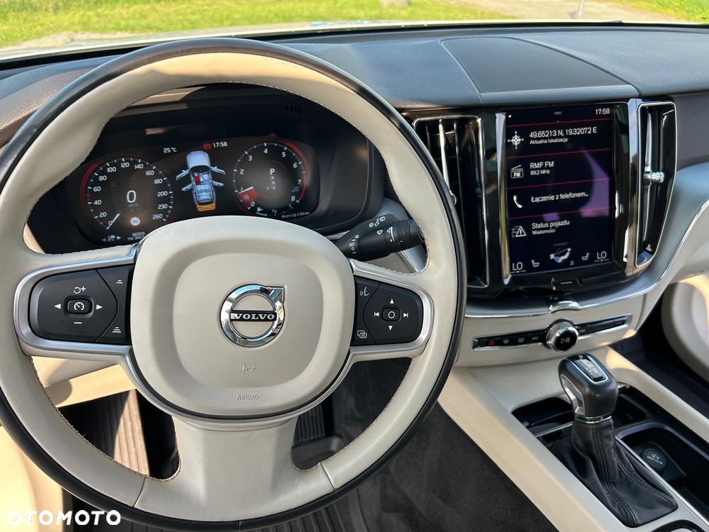 Volvo XC 60 T5 AWD Drive-E Momentum - 14