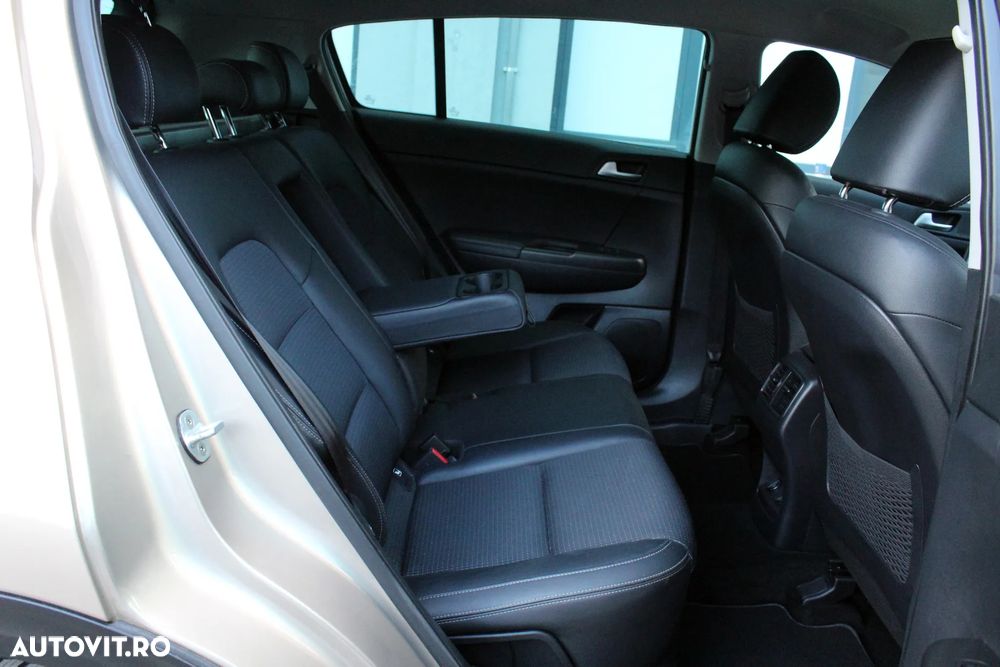 Kia Sportage 2,0 CRDI AWD Aut. Spirit - 8