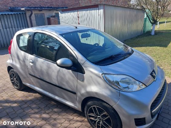 Peugeot 107 1.0 Trendy Euro5 - 2