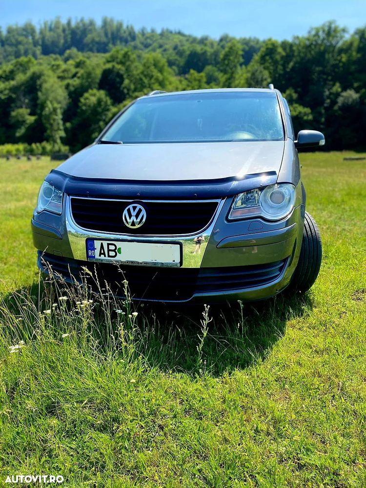 Volkswagen Touran 2.0 TDI DPF Highline - 7