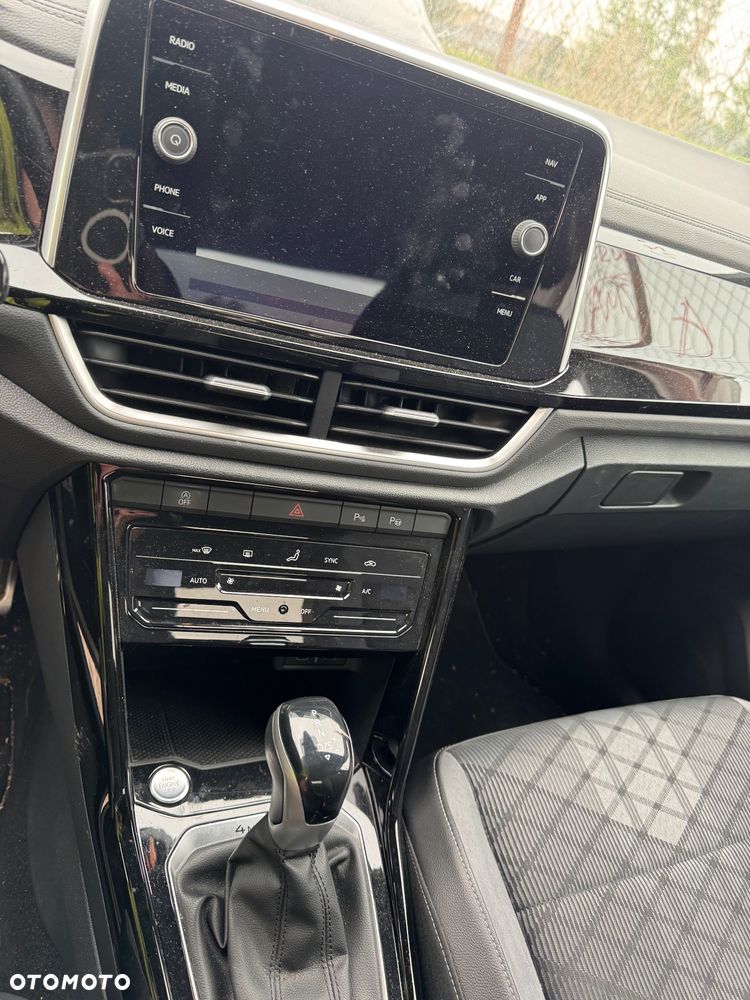 Volkswagen T-Roc 2.0 TDI SCR 4MOTION DSG R-Line - 30