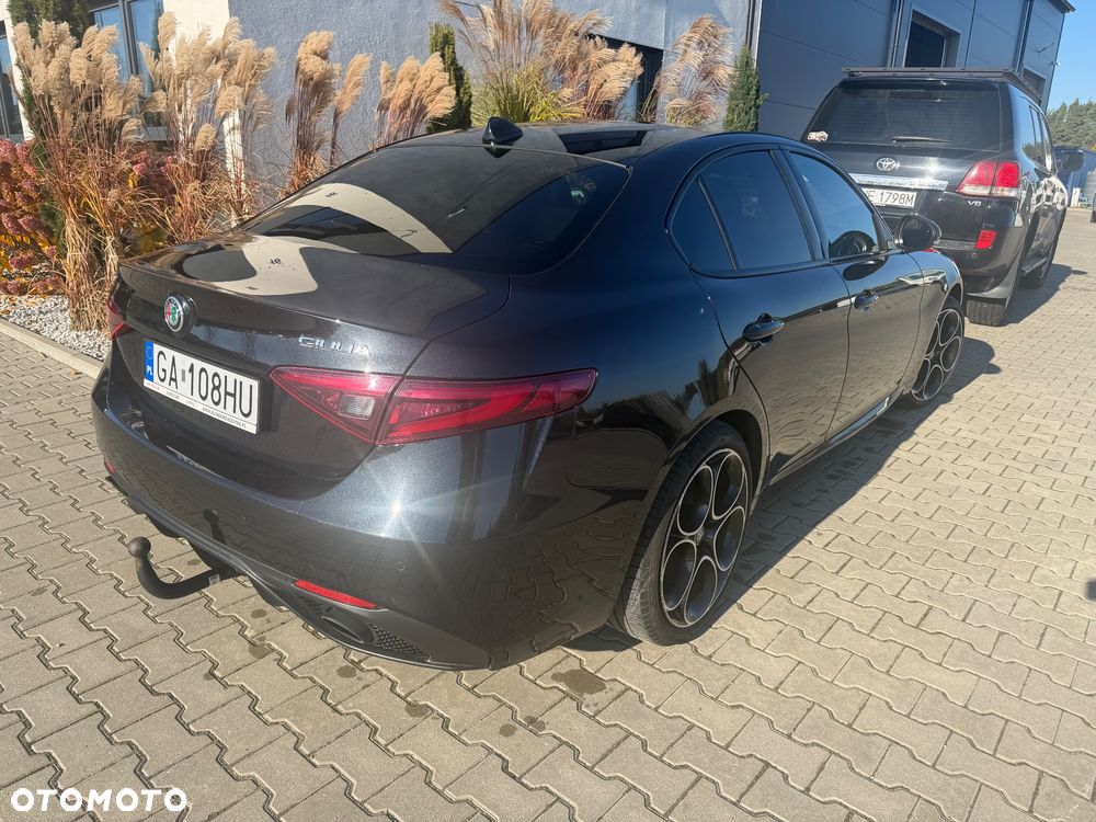 Alfa Romeo Giulia - 7